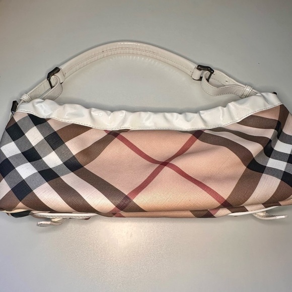 Authentic Burberry Nova Check Shoulder Bag - Like New Condition - Picture 6 of 9